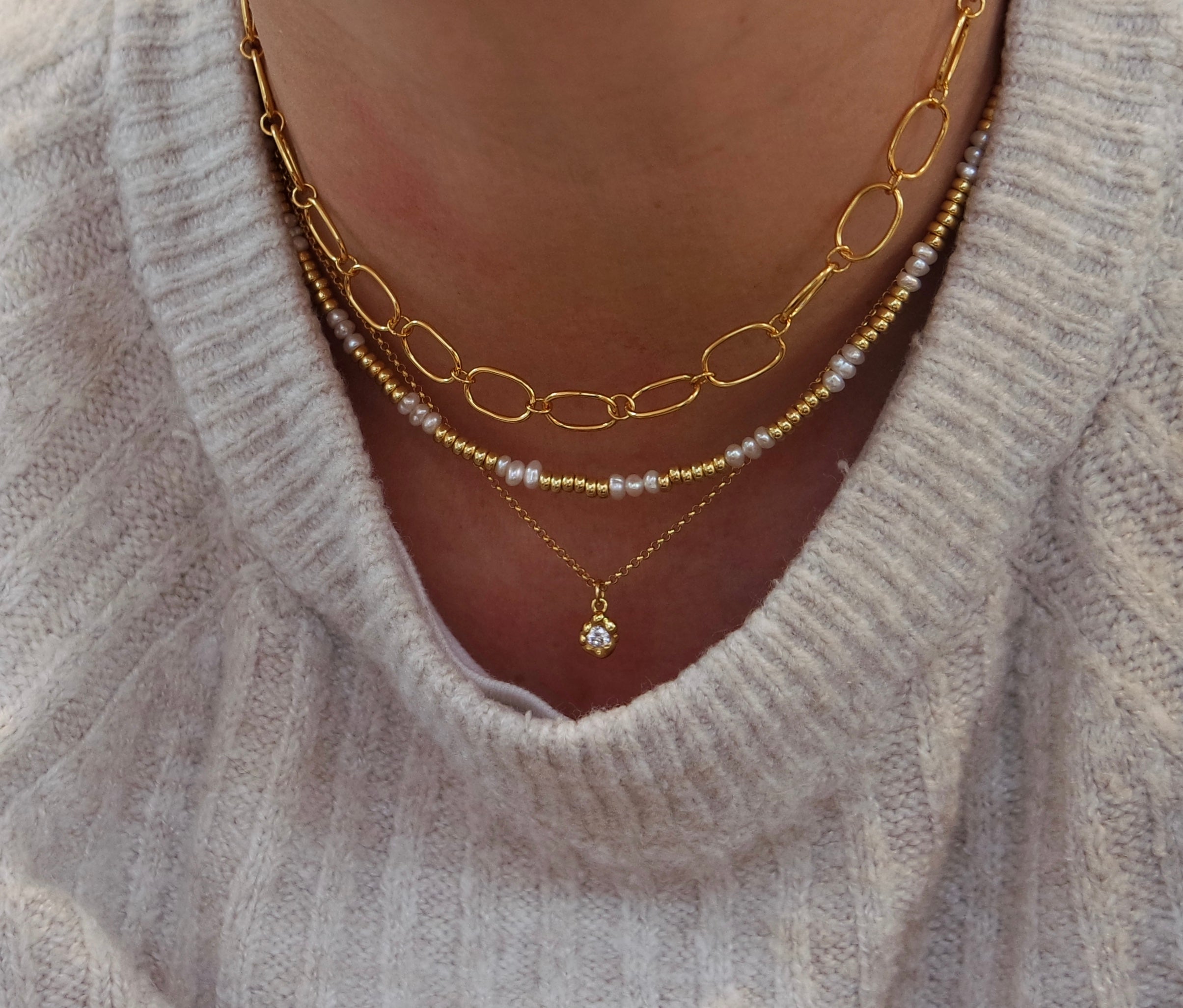 Gold And Pearls Necklace